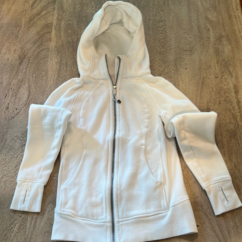 White scuba sweatshirt Lululmeon size 2